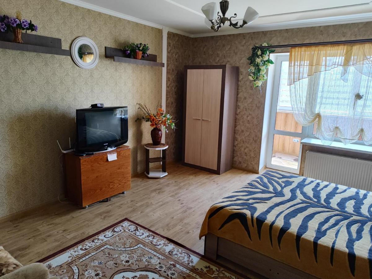 Апартаменти В Новому Будинку В Самому Центрi Khmelʼnytsʼkyy Kültér fotó